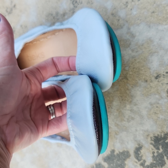 Tieks Feather Gray Size 7 - Picture 6 of 9